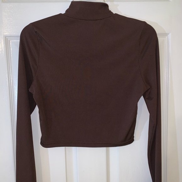 Brown SHEIN Crop Quarter Zip Turtleneck, L - Picture 2 of 3